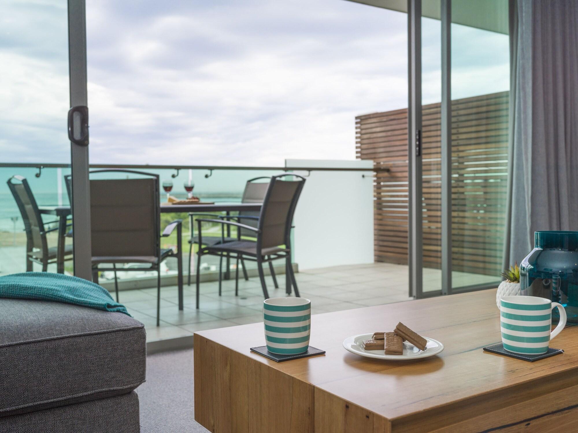 The Dolphin Apartments Apollo Bay Exteriör bild