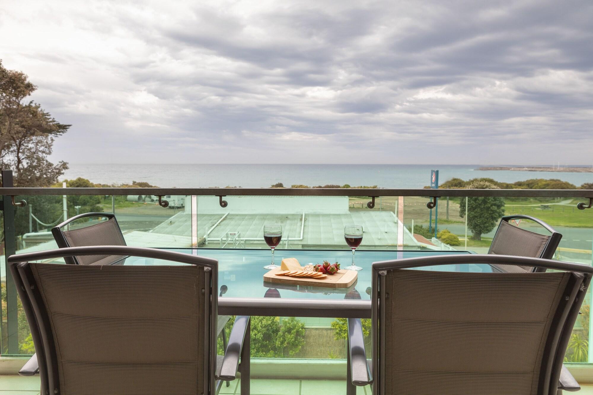 The Dolphin Apartments Apollo Bay Exteriör bild